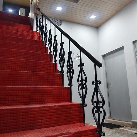 Hotel Crystal Dreams Mathura Exterior foto